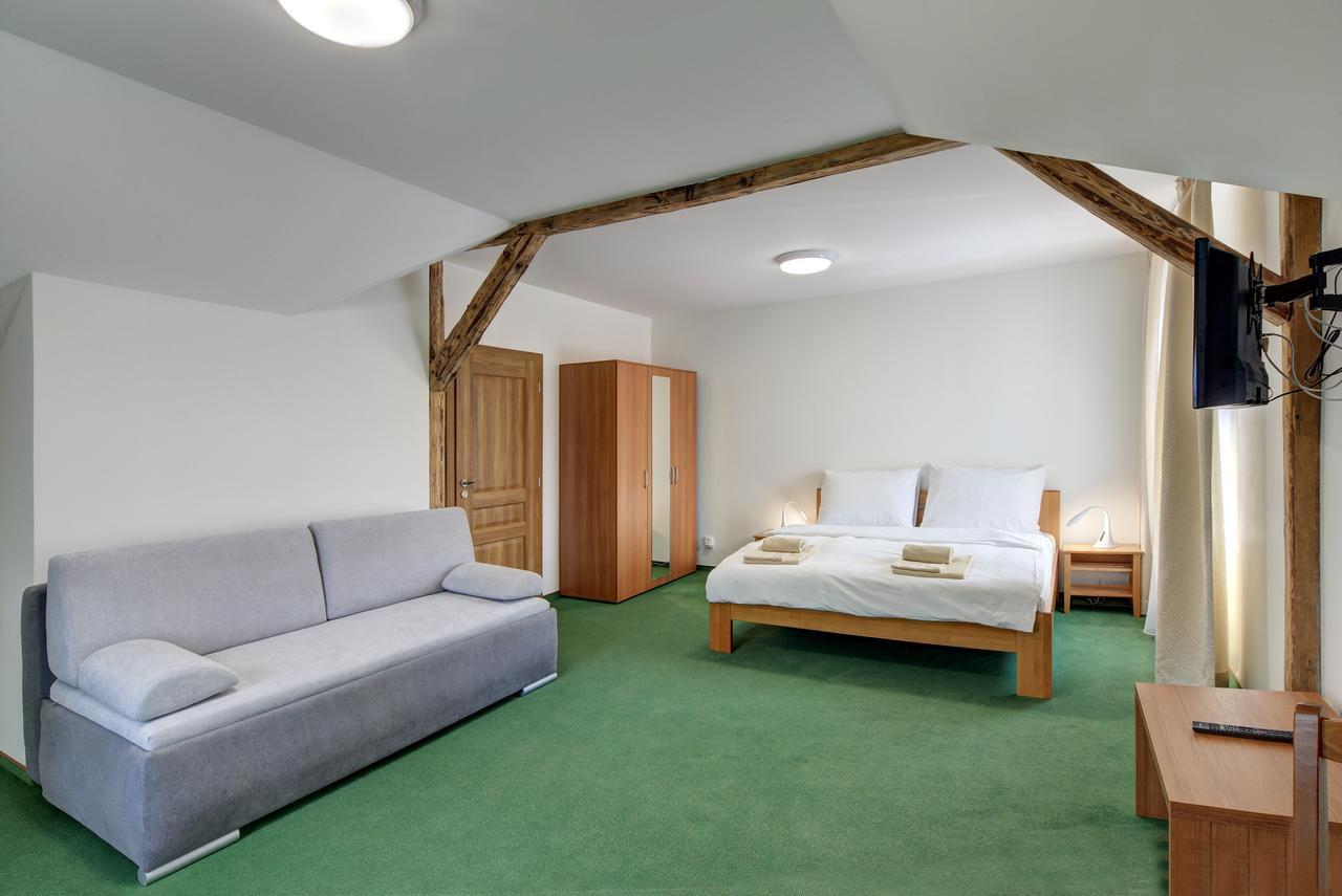Hotel Hradni Basta Bečov nad Teplou Esterno foto